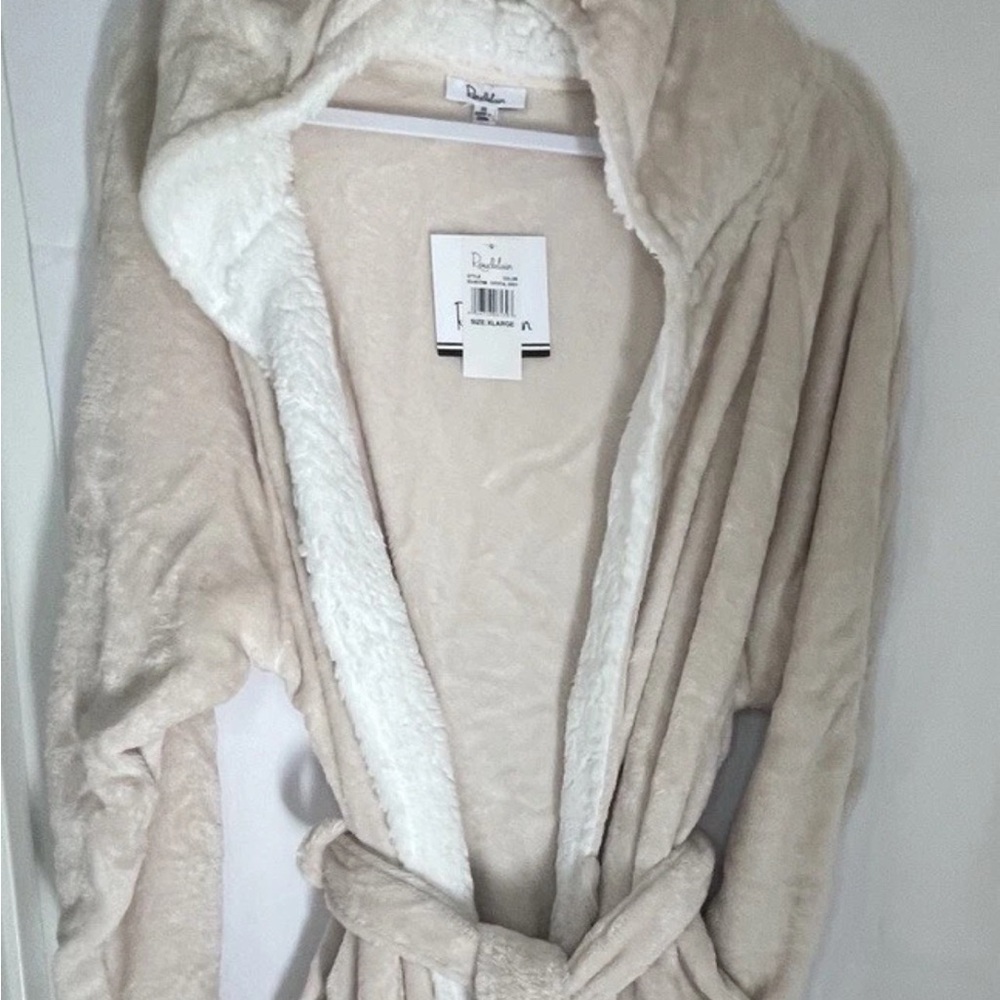 Cozy Cream Women's Robe - Picture 3 of 10
